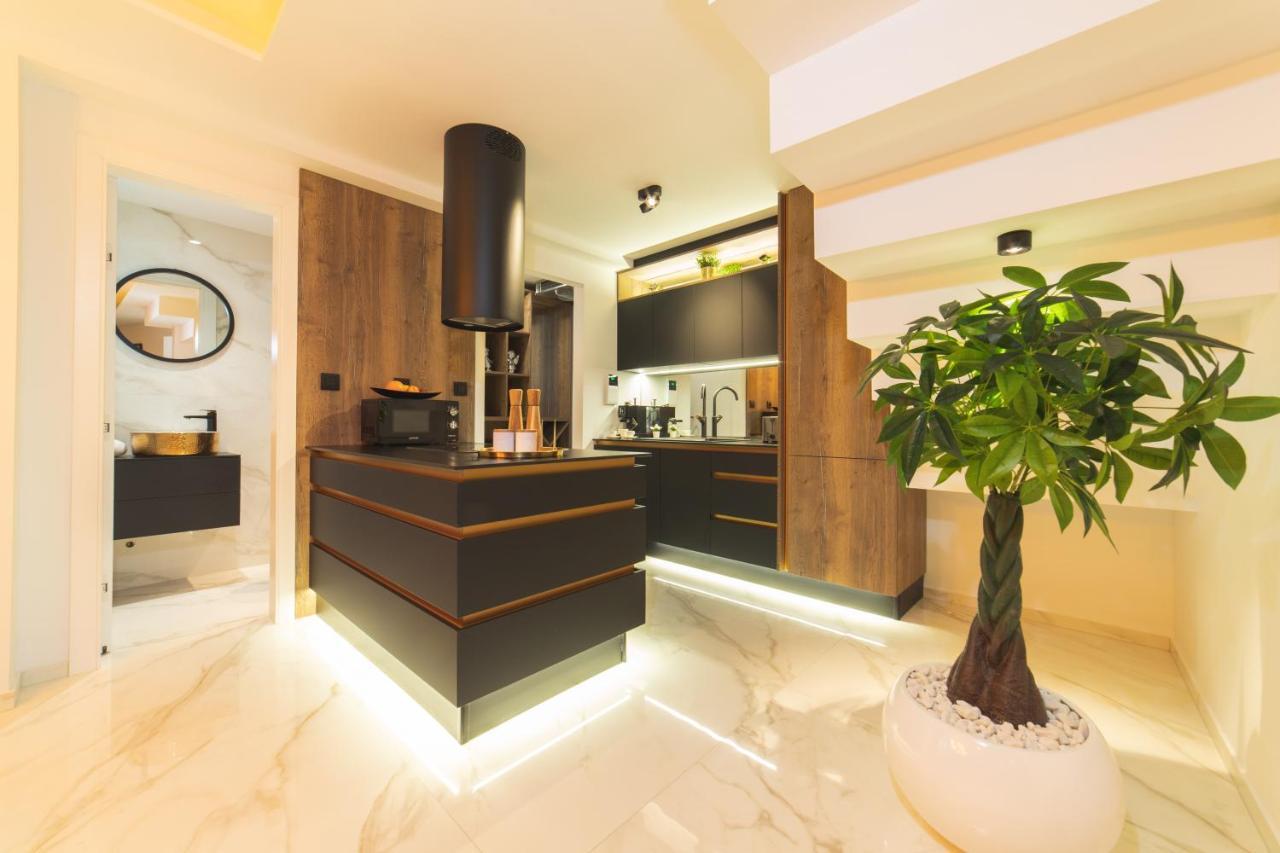 Luxury Favela With Heated Pool * Trogir