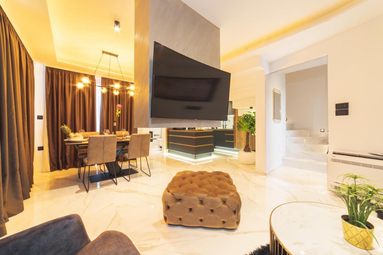 Luxury Favela With Heated Pool * Trogir