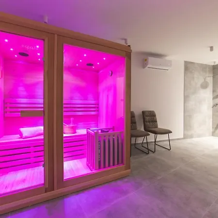 Luxury Villa Favela With Heated Pool Trogir Exterior photo